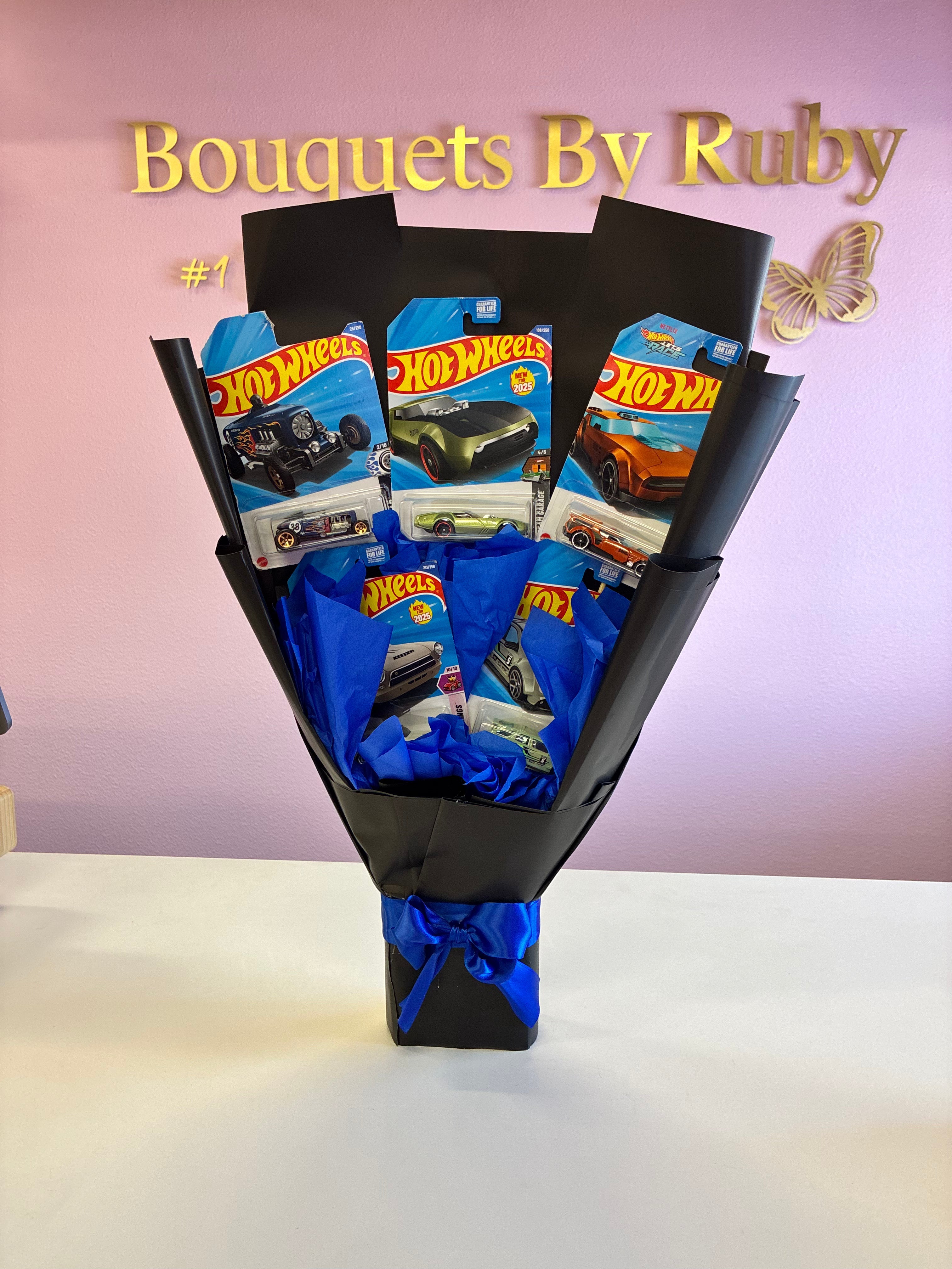 5 cars bouquet 💙