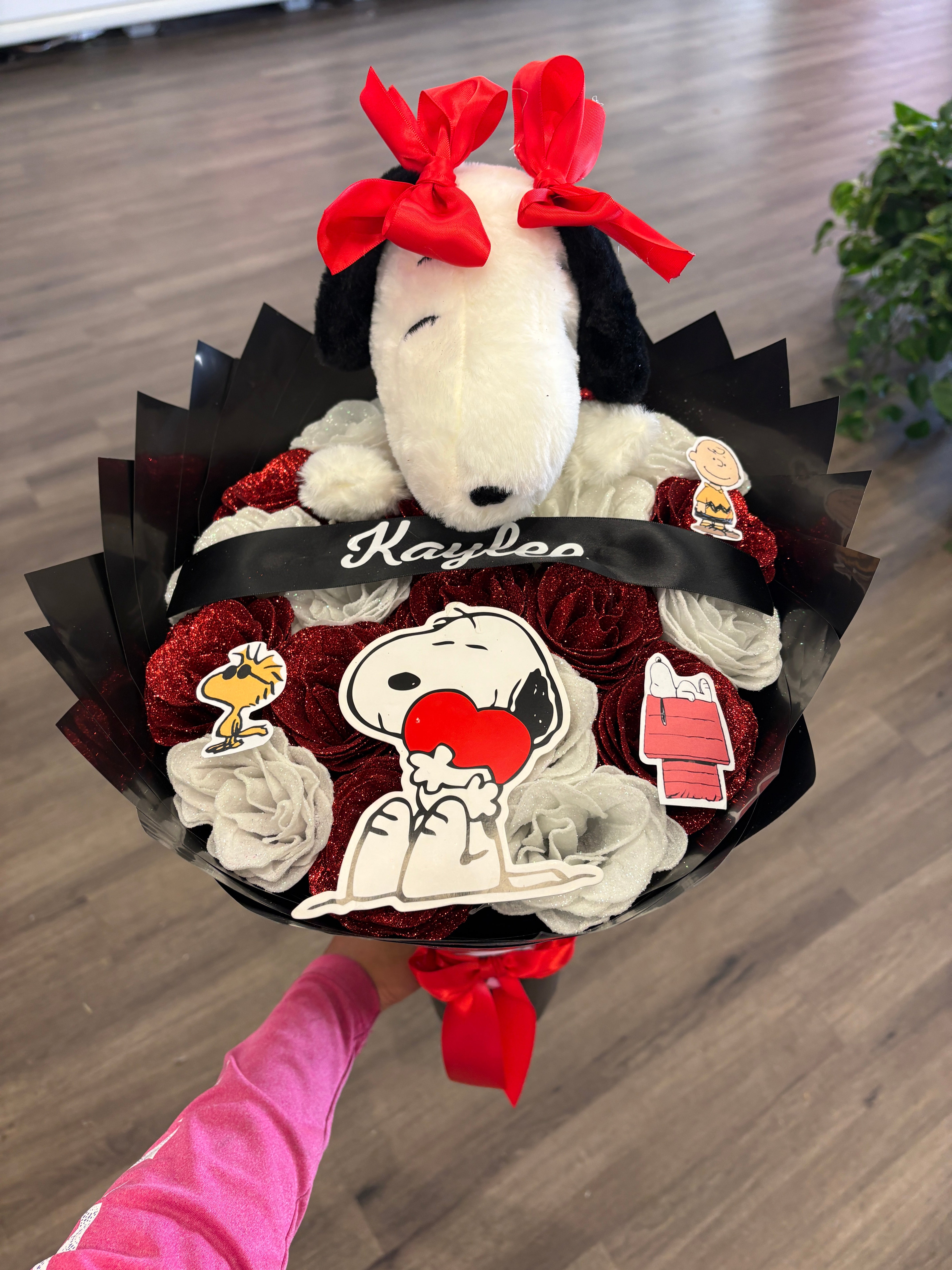 Glitter snoopy eternal bouquet for my girl❤️