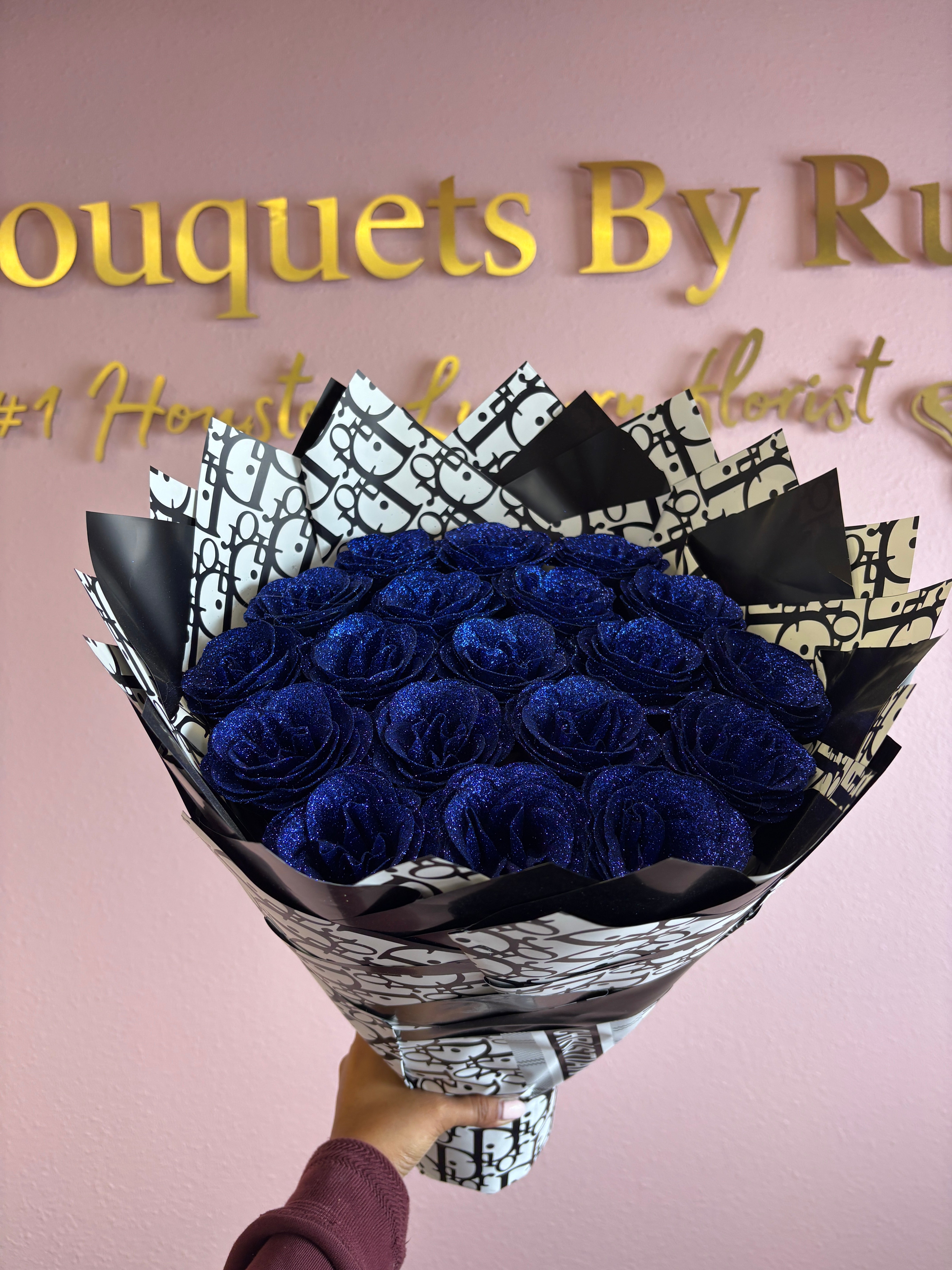 Blue glitter roses bouquet ✨