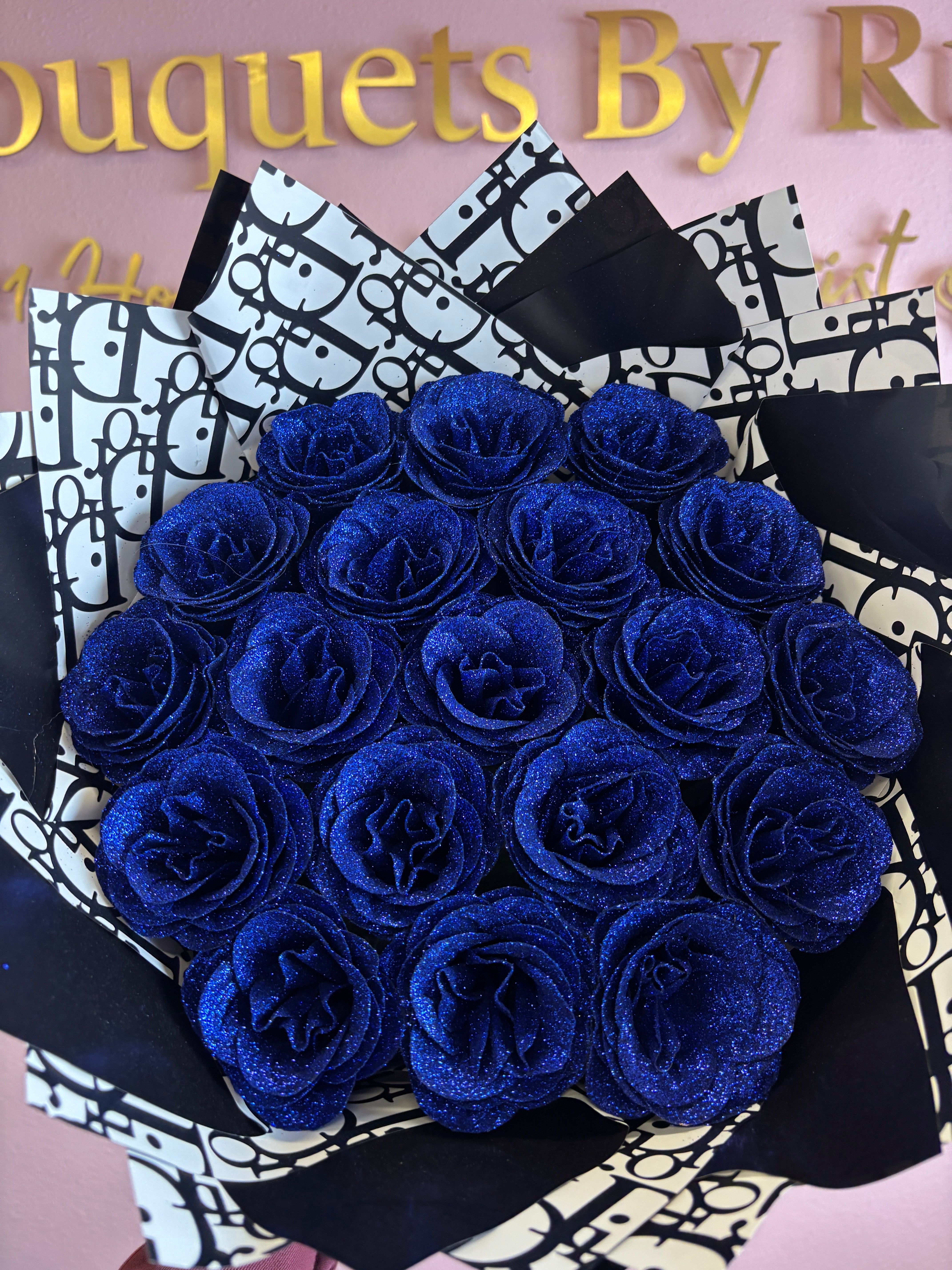 Blue glitter roses bouquet ✨