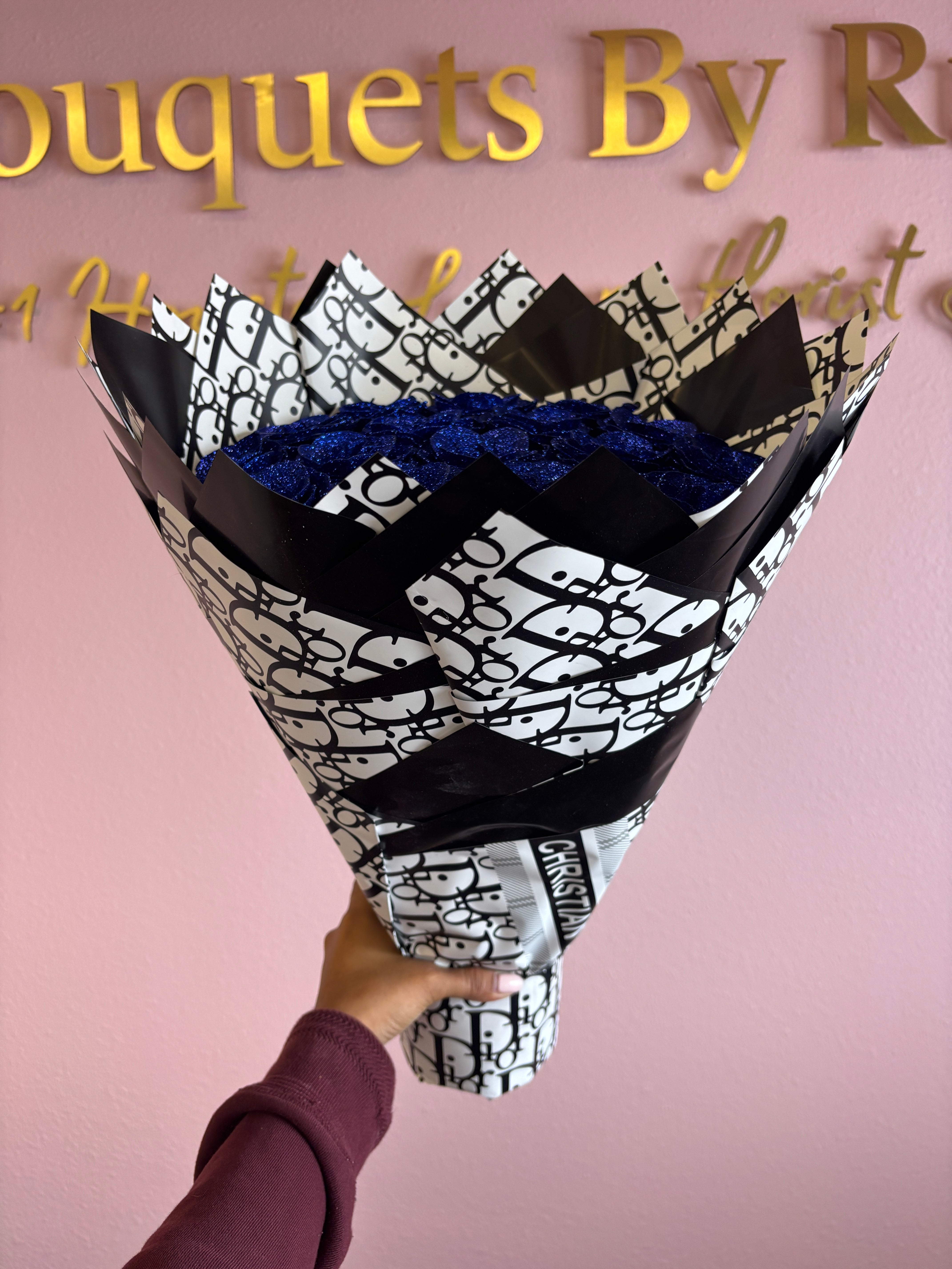 Blue glitter roses bouquet ✨