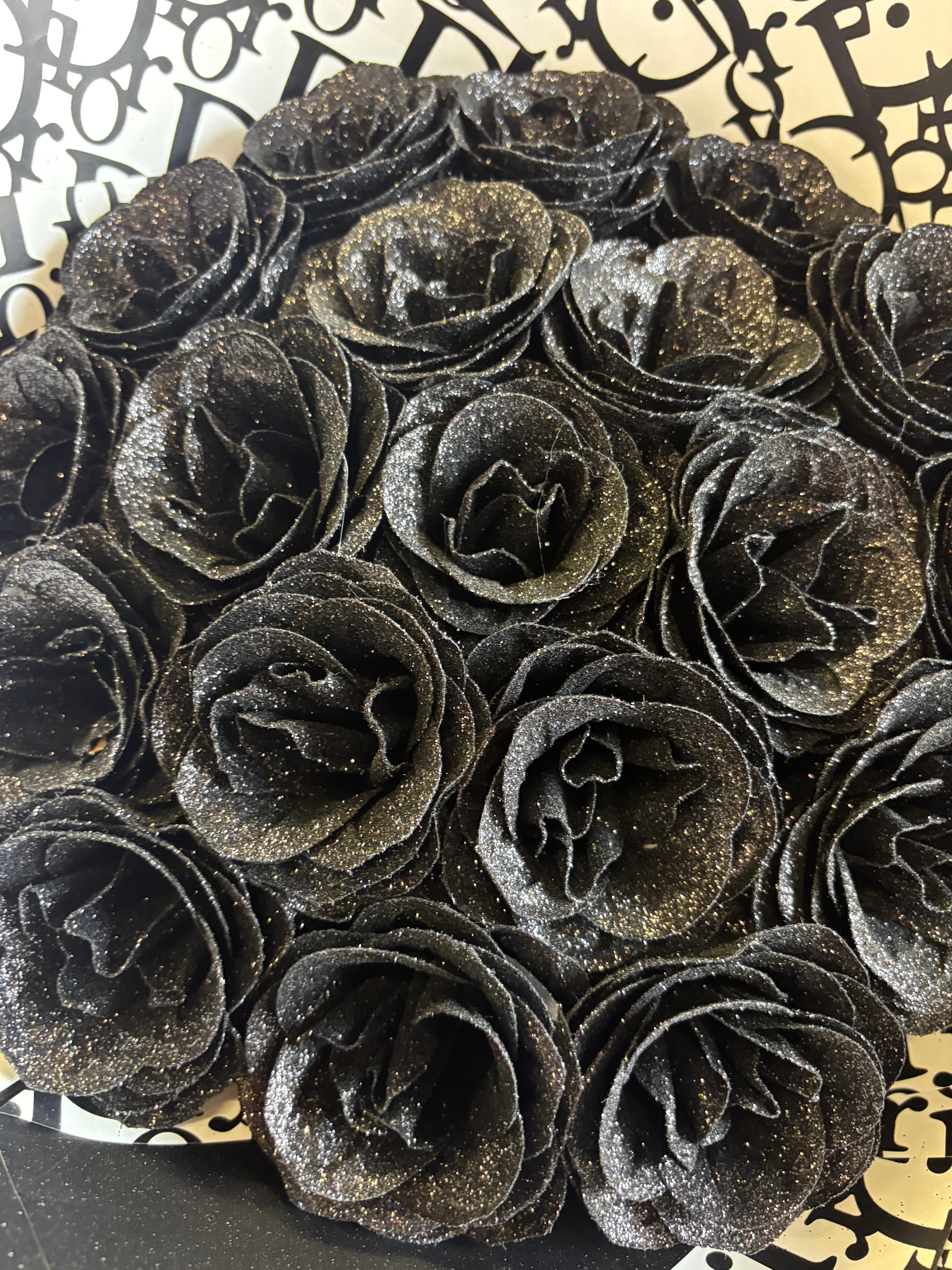 Black glitter roses bouquet