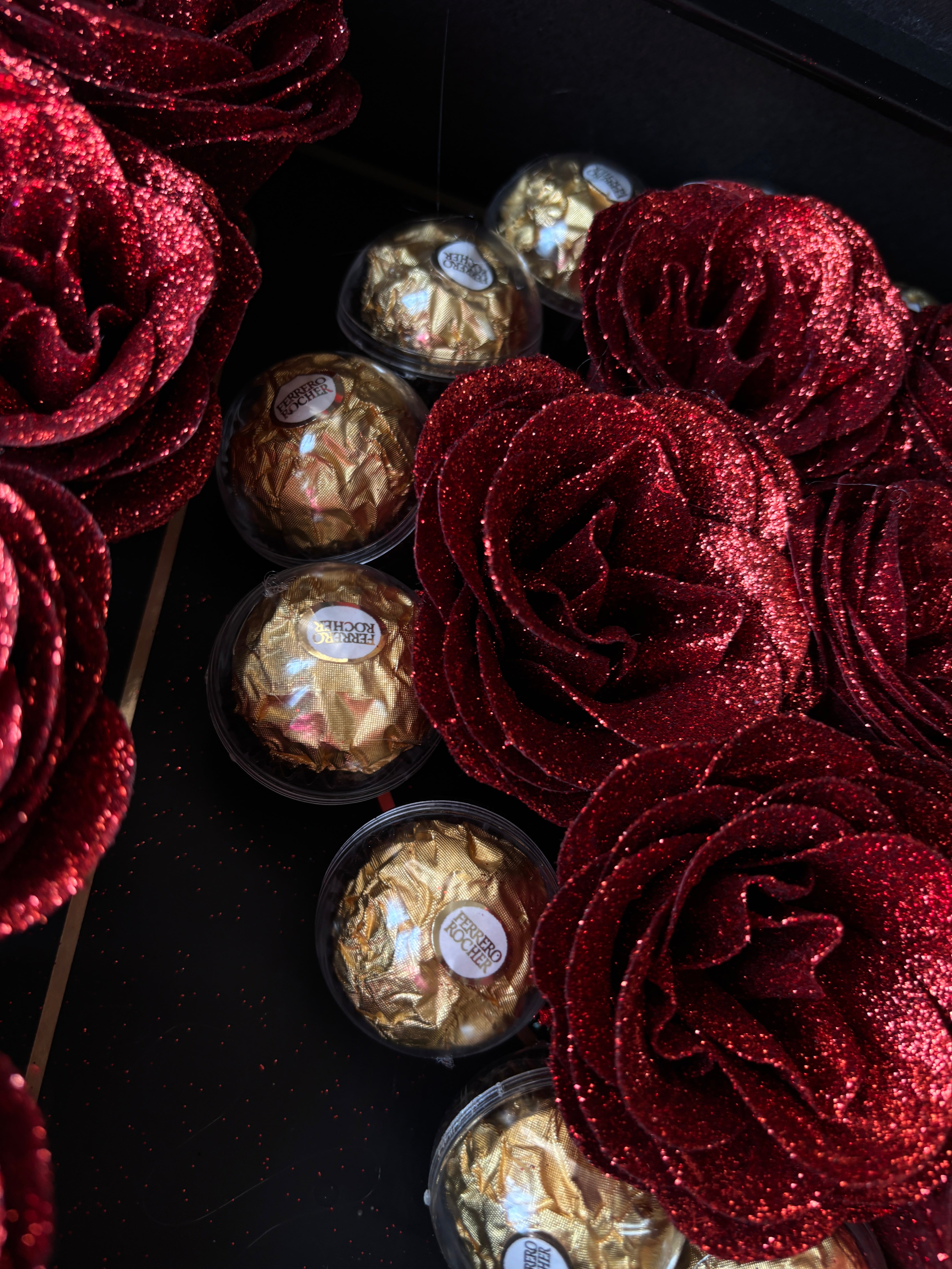 Forever box glitter roses ❤️