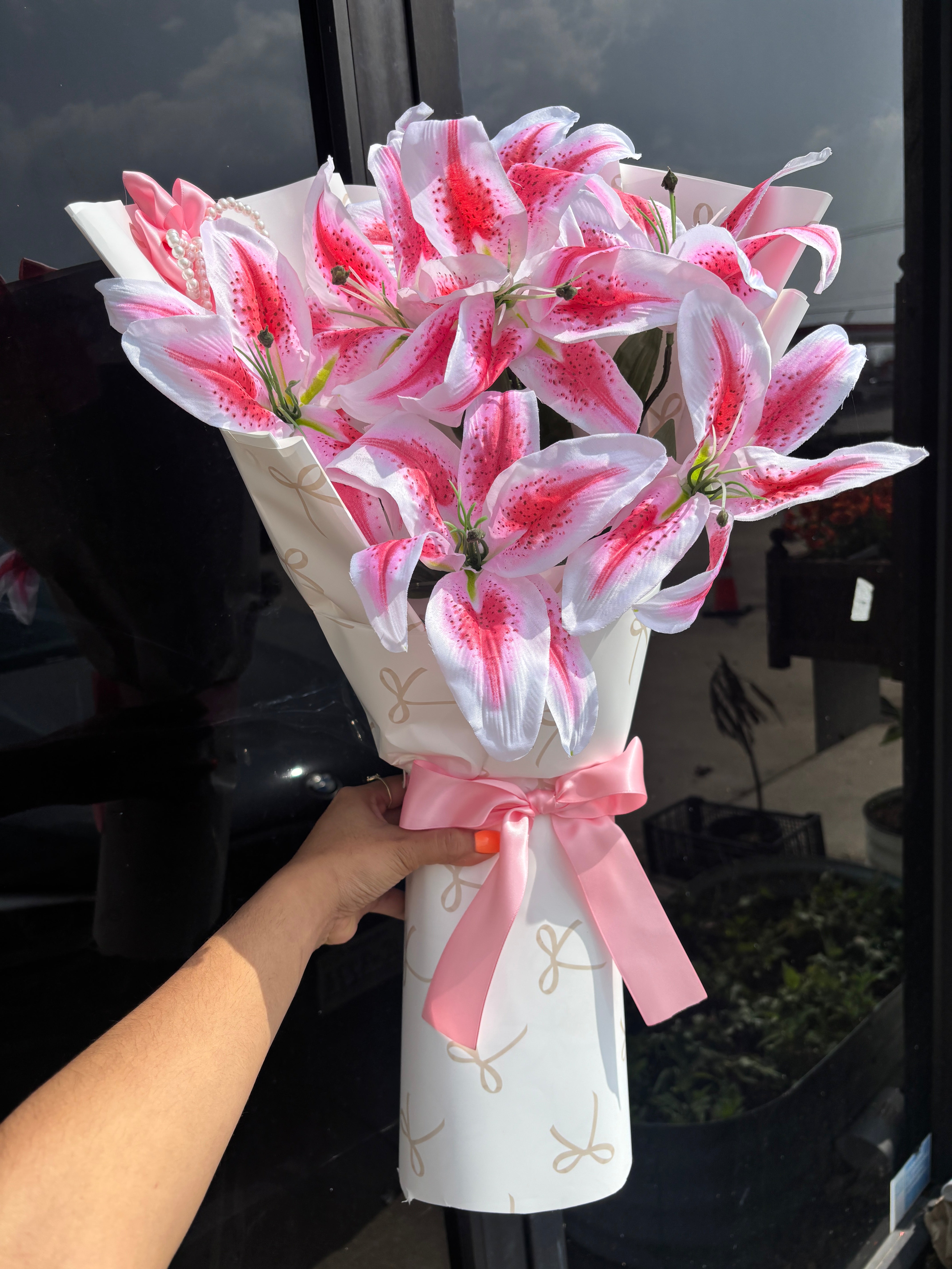 Artificial Lily Bouquet (Stargazer)