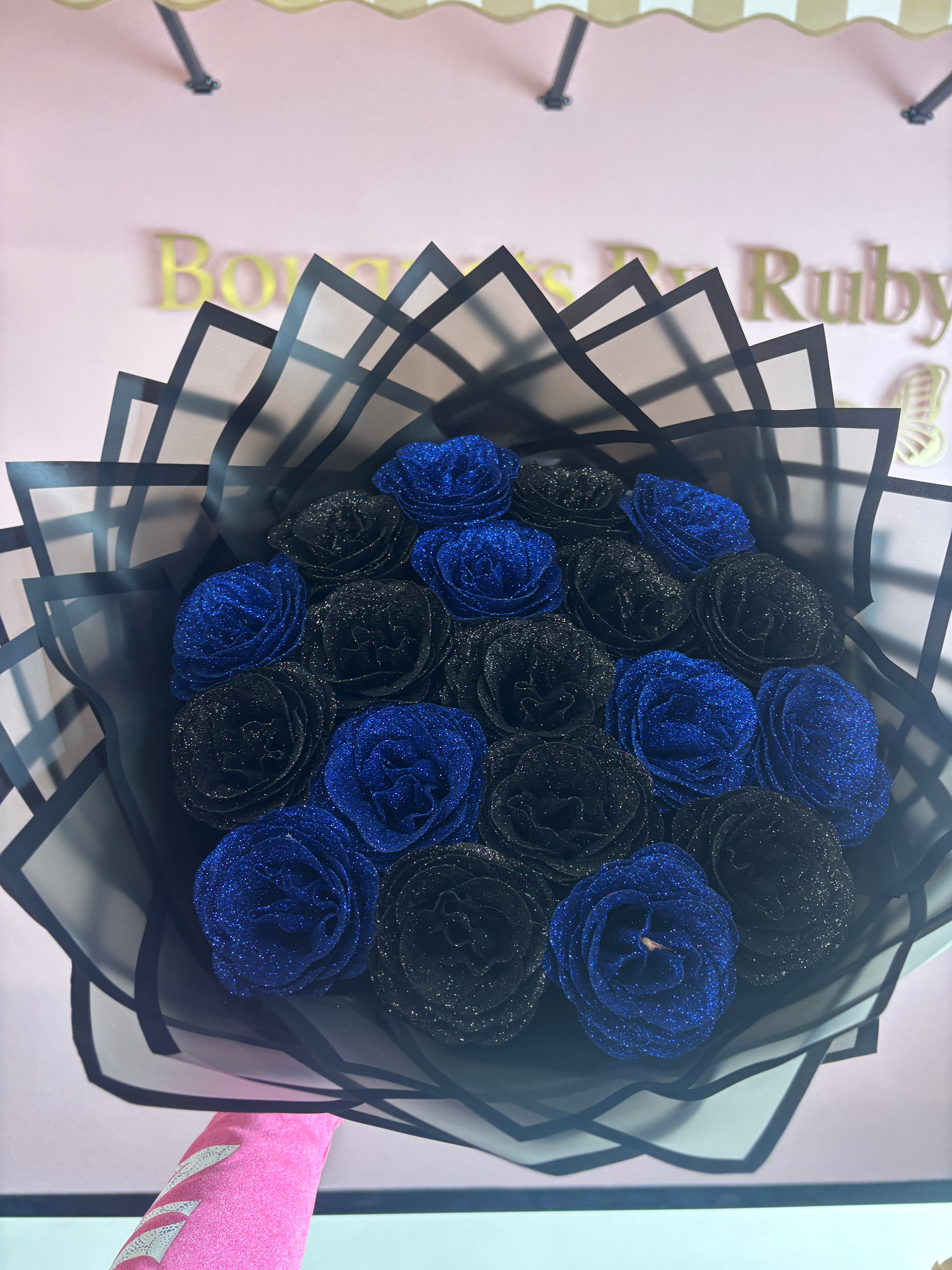 Royal blue midnight glitter bouquet 🖤