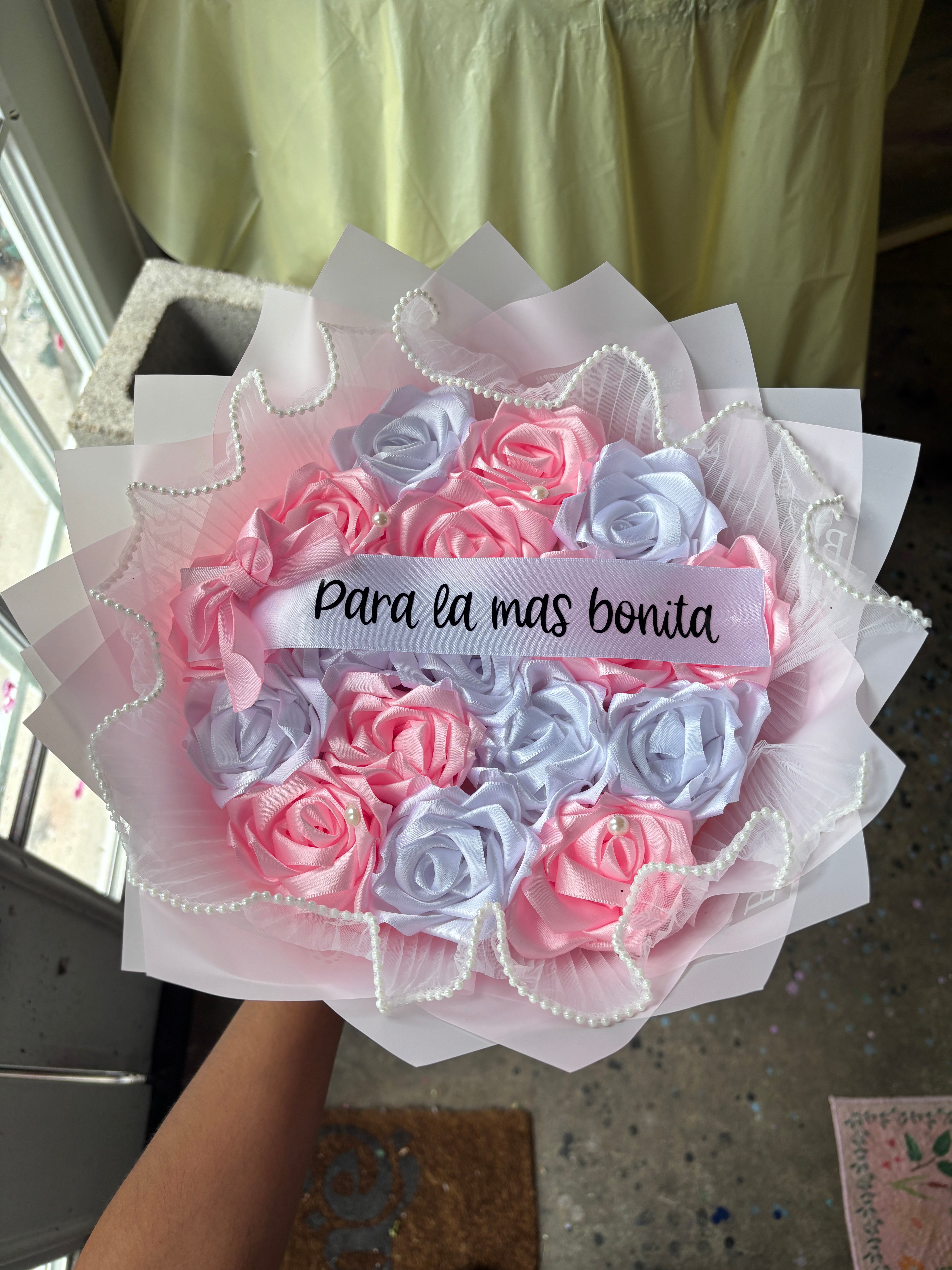 Cloudy love Ribbon rose bouquet 🌸