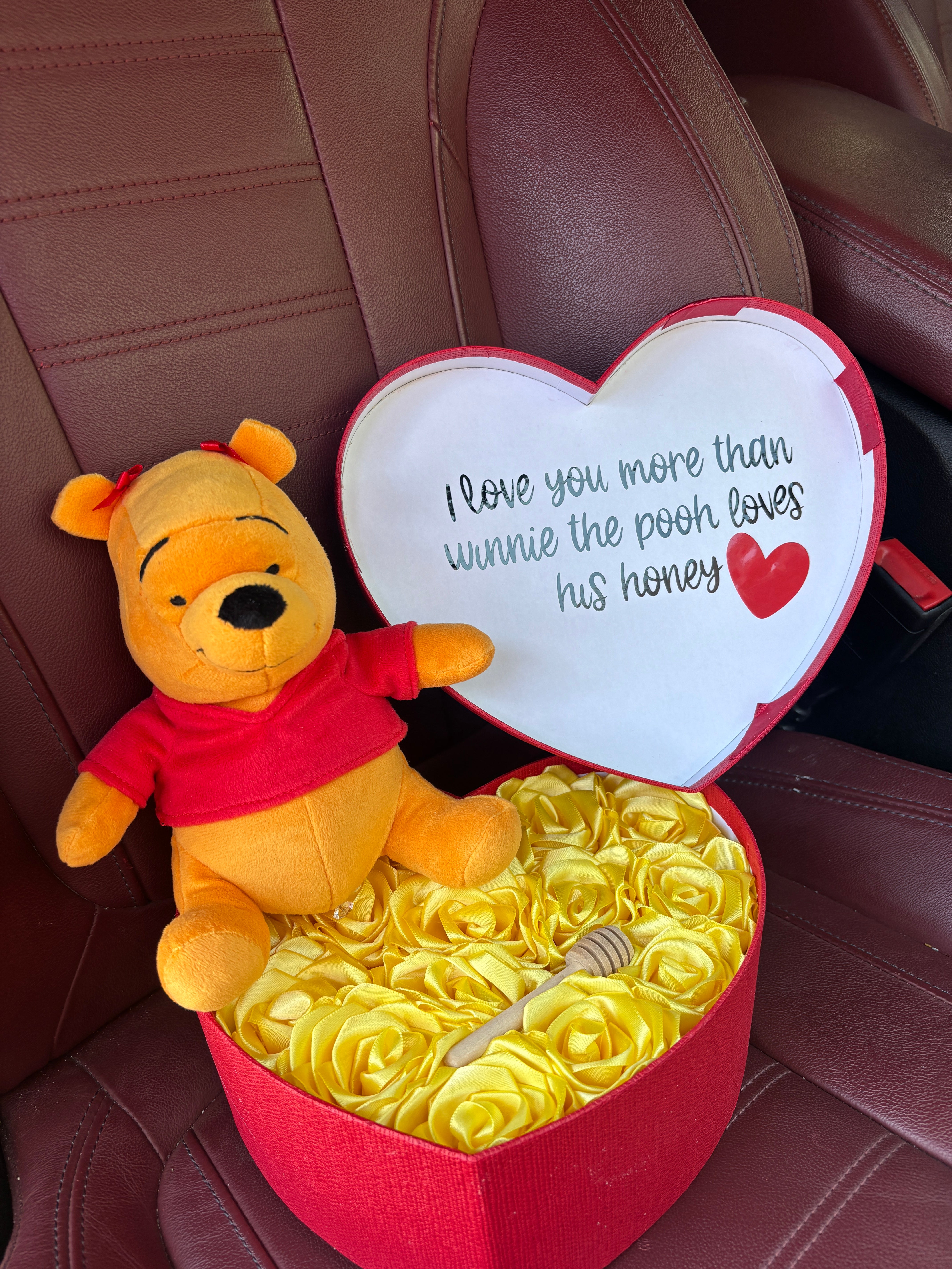 Winnie the Pooh eternal Rose Honey box 💛🍯