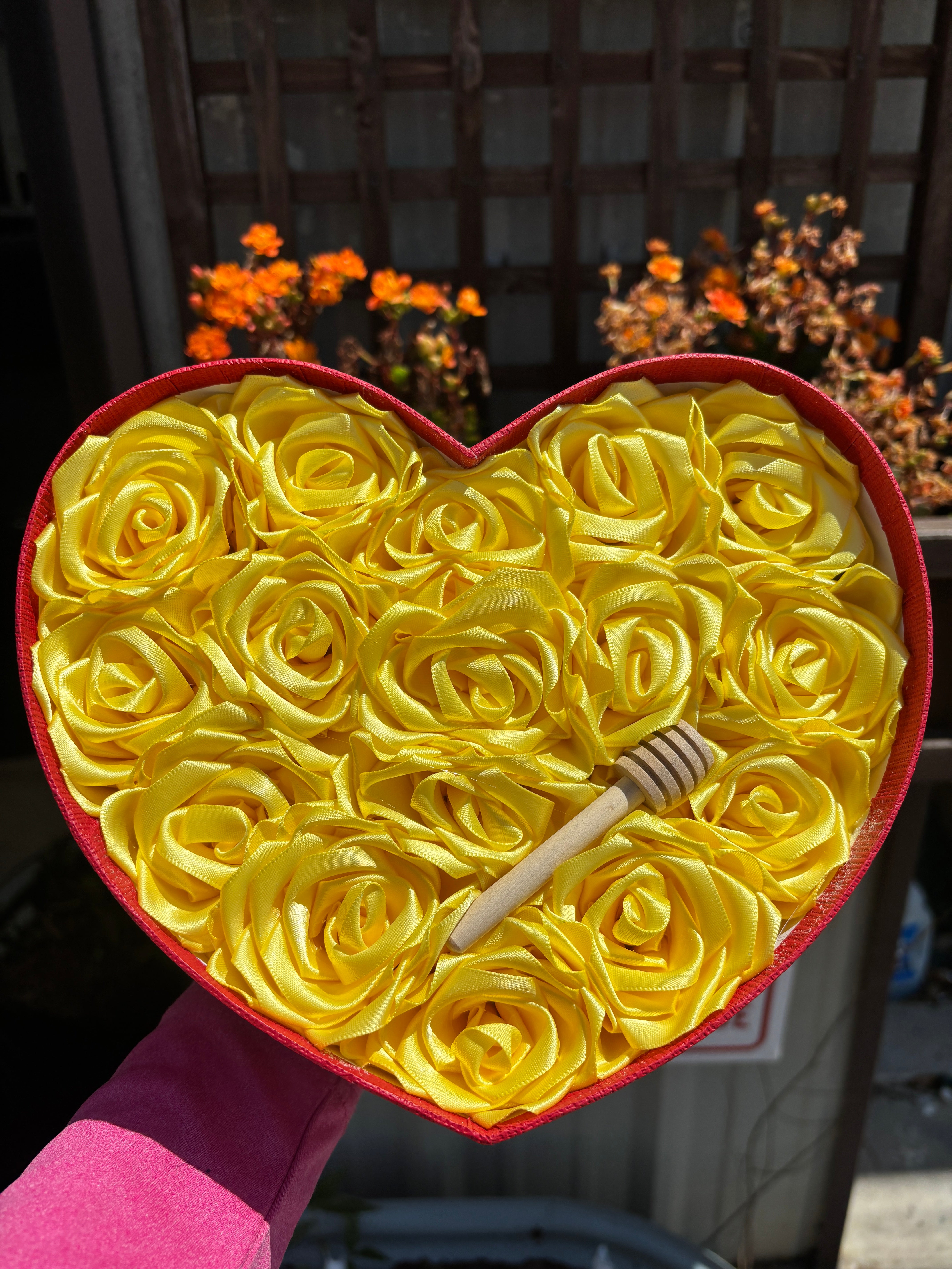 Winnie the Pooh eternal Rose Honey box 💛🍯