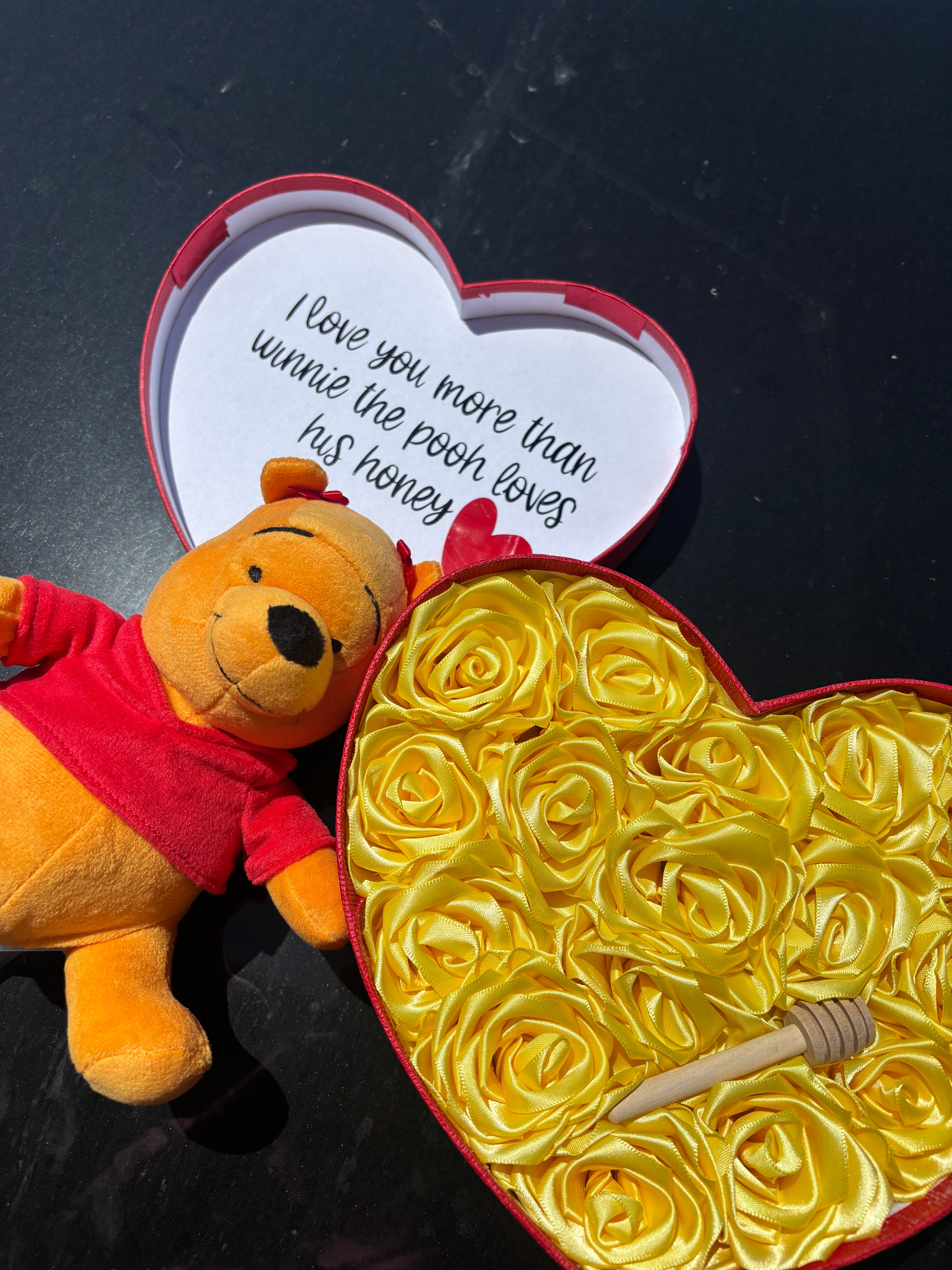 Winnie the Pooh eternal Rose Honey box 💛🍯