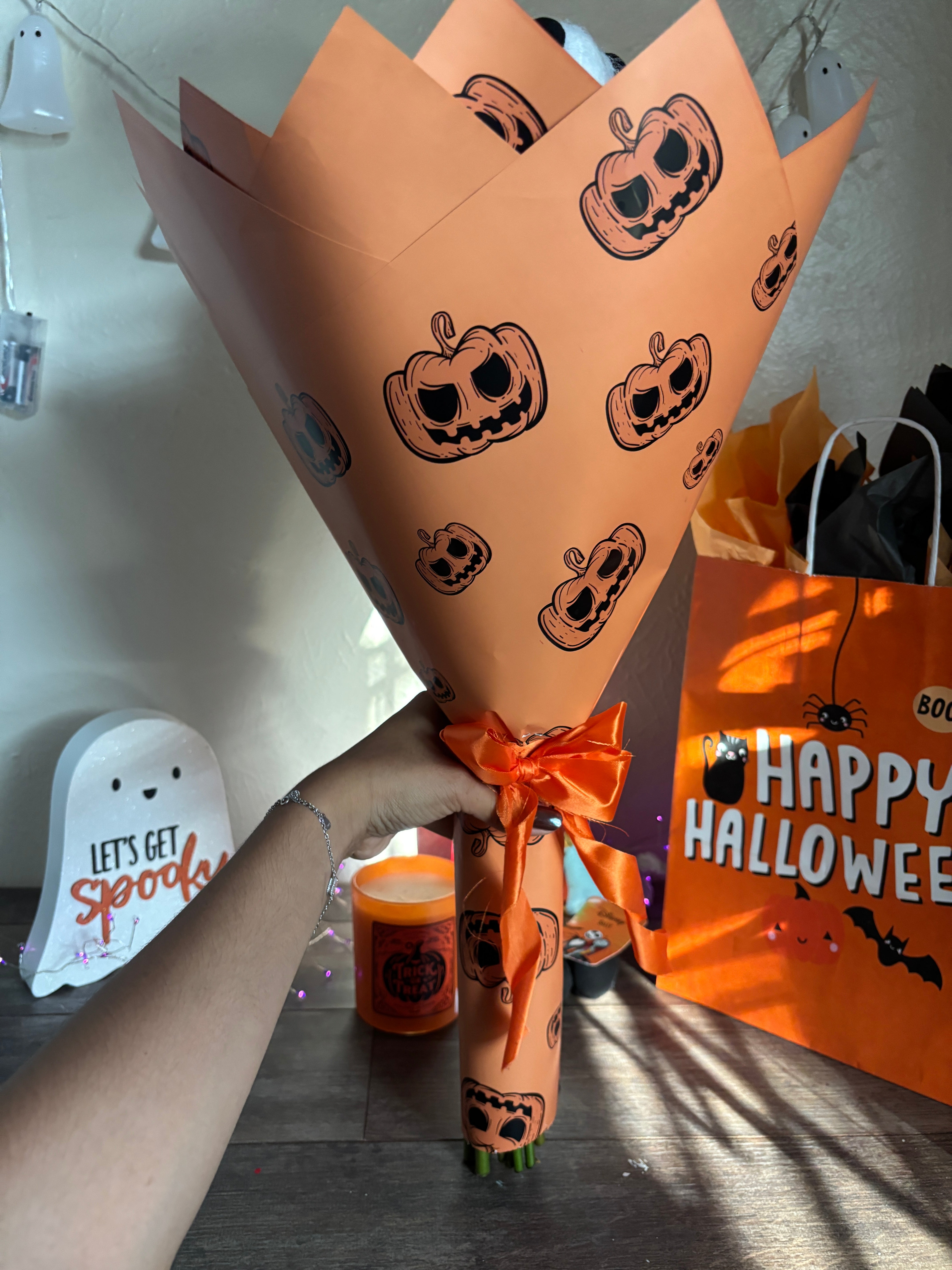 12 rose Black roses snoopy pumpkin🎃