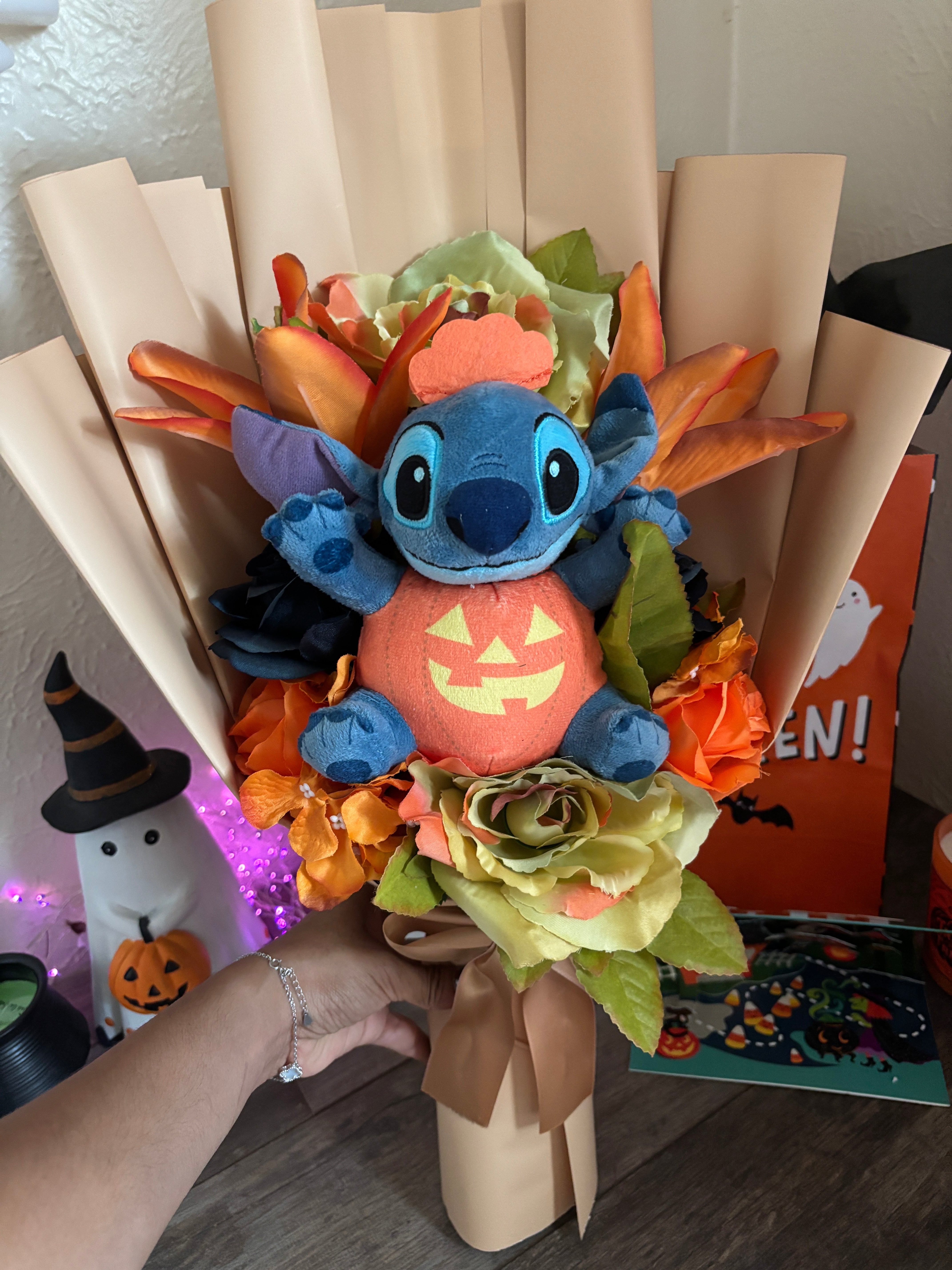 Pumpkin stitch in Beige Bouquet🎃