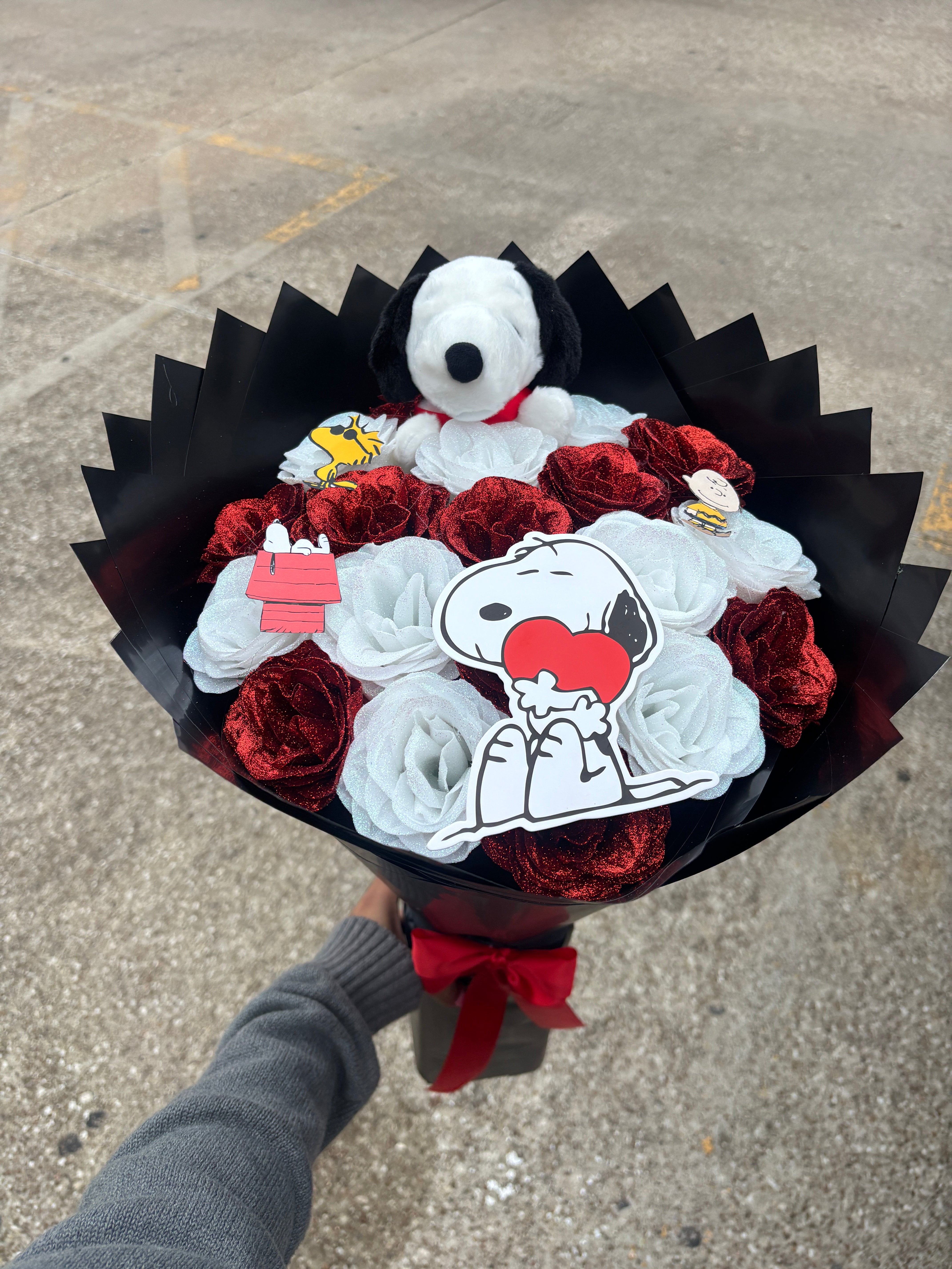 Glitter snoopy eternal bouquet for my girl❤️