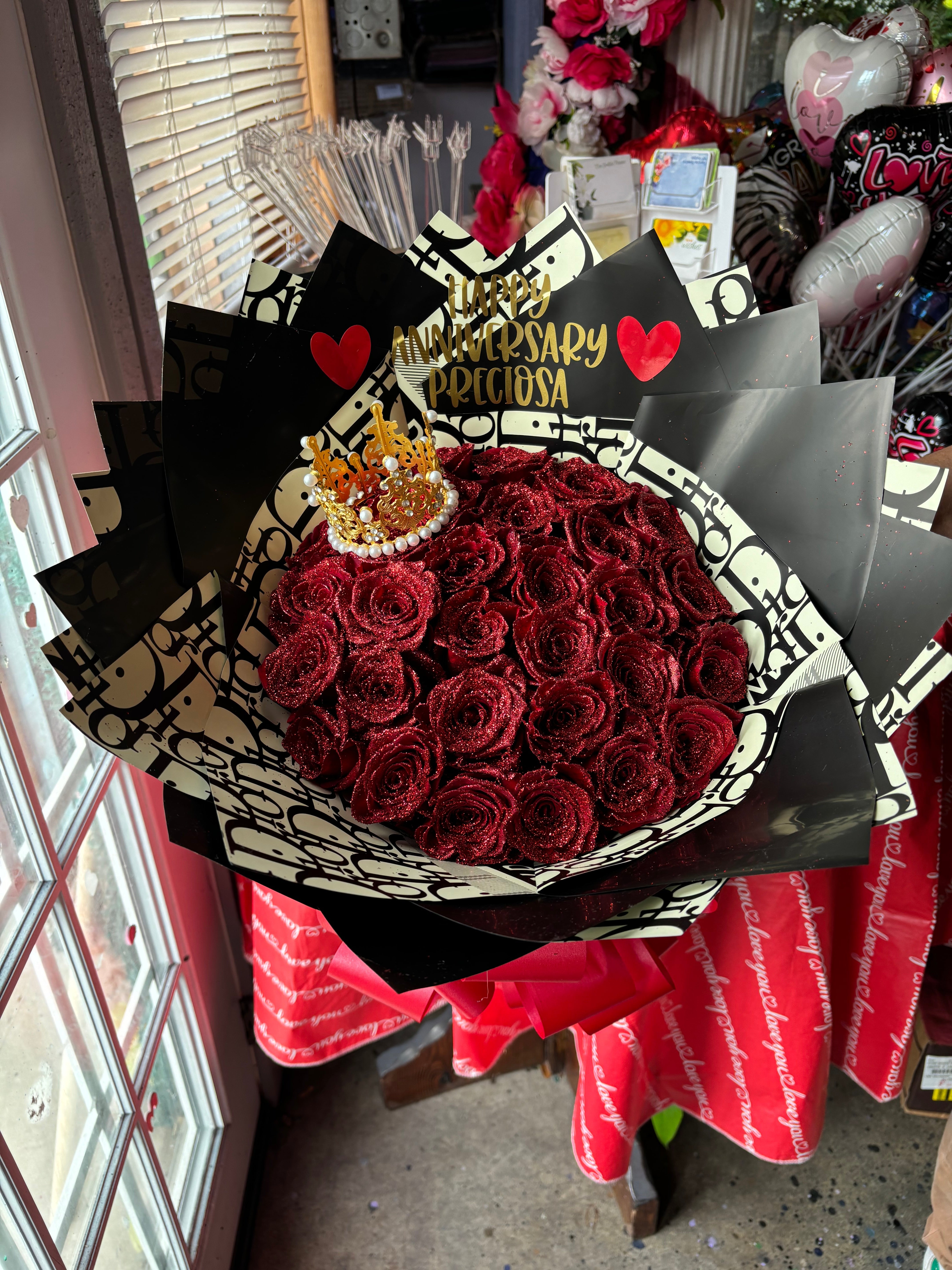 24 roses with glitter ❤️