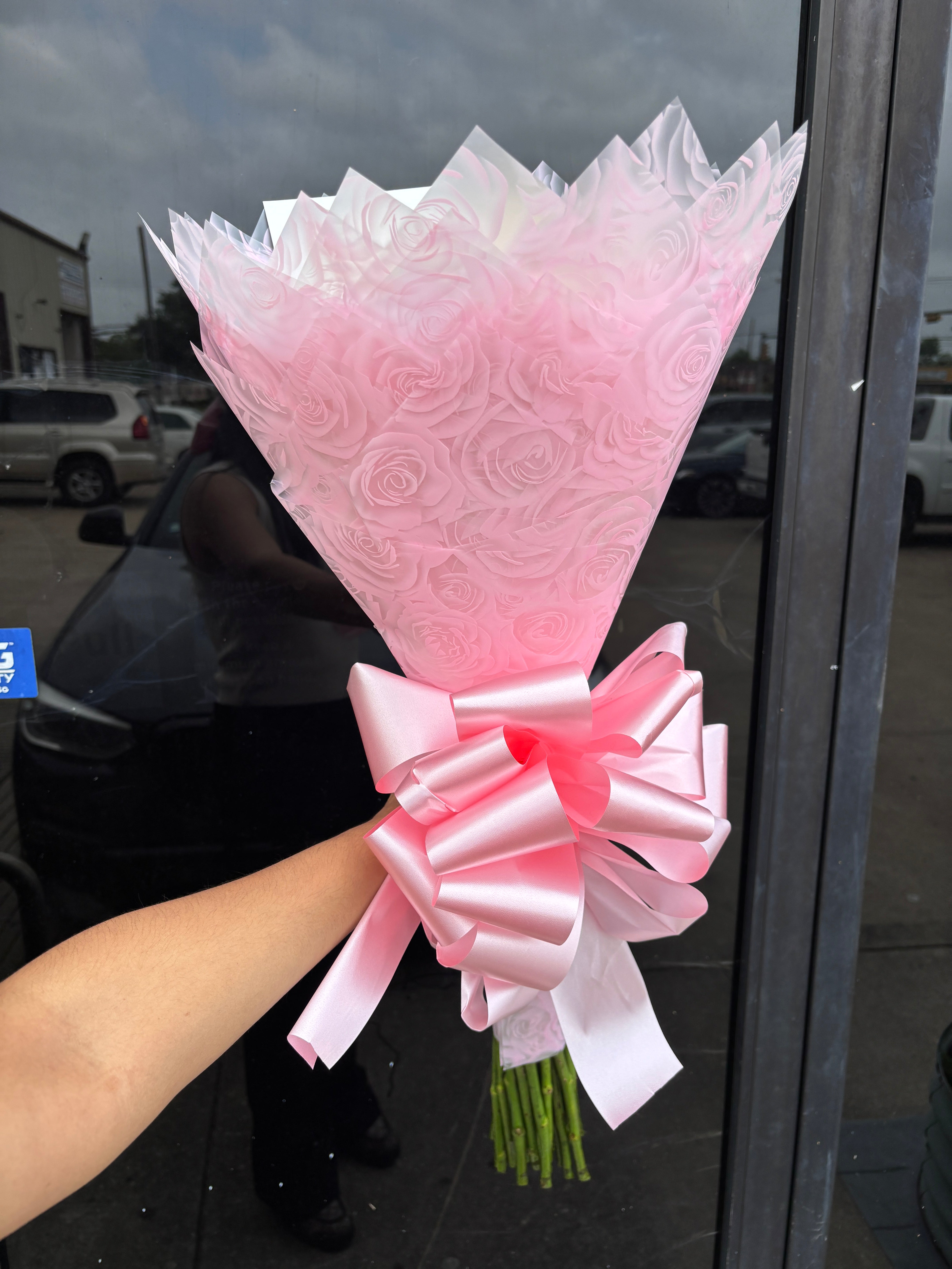 20 Roses + Lily’s 🌸💘