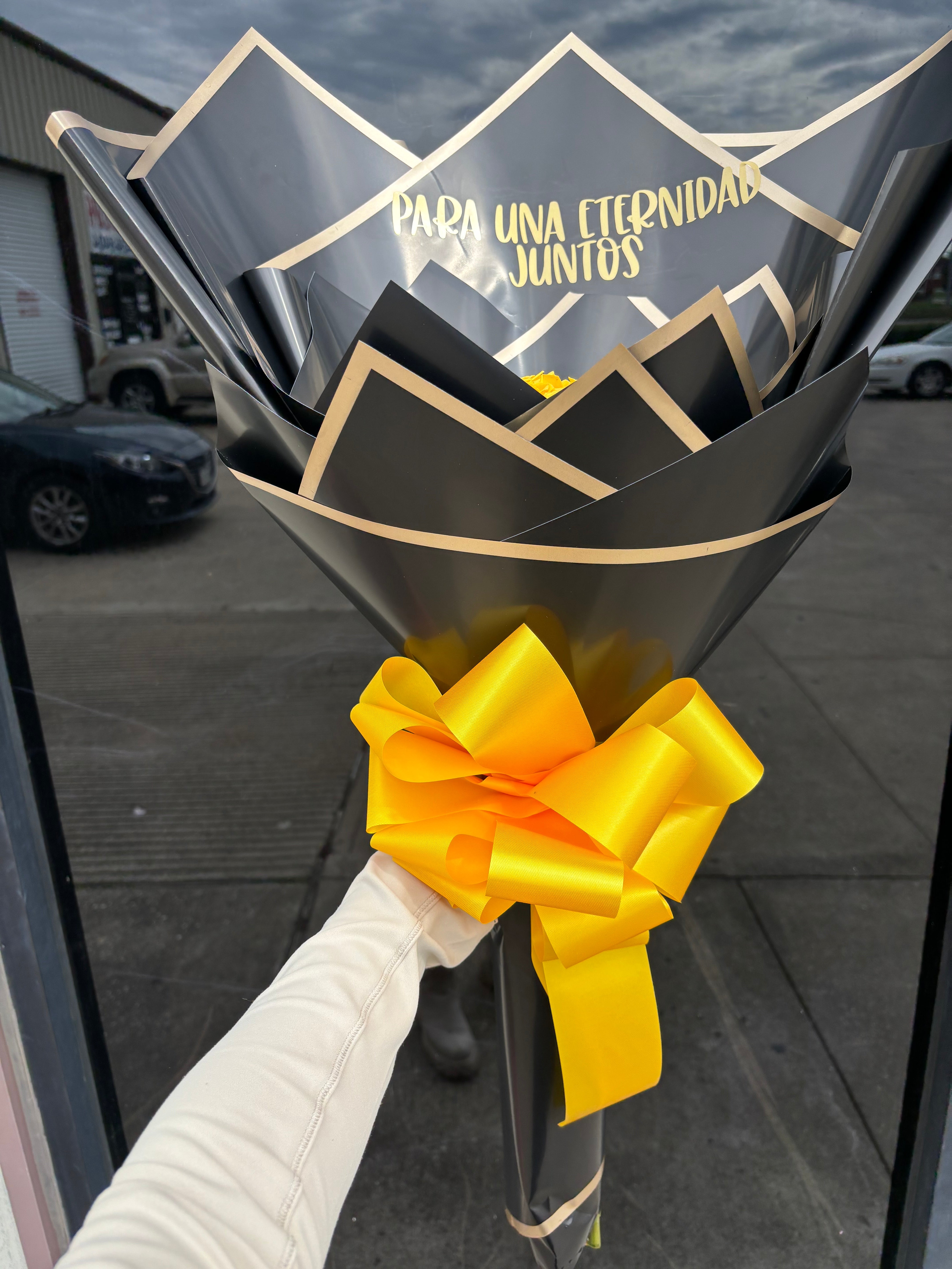 24 rose Yellows bouquet for my princess💛