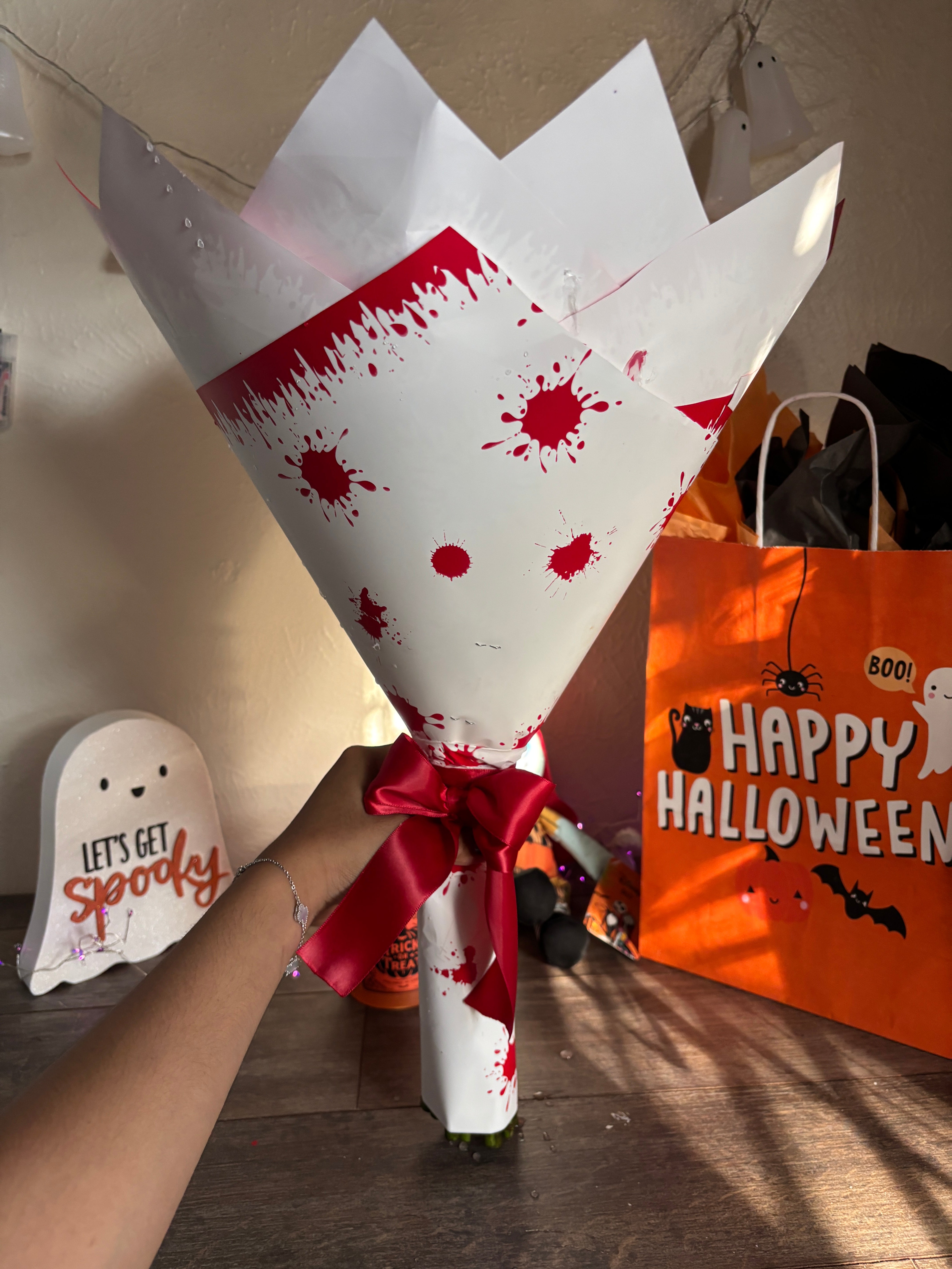 24 ct Ghostface Theme bouquet + plush 🔪❤️