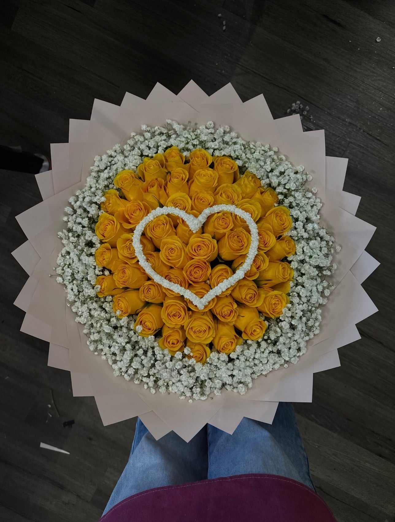 36ct + babysbreath rim & Heart 💛